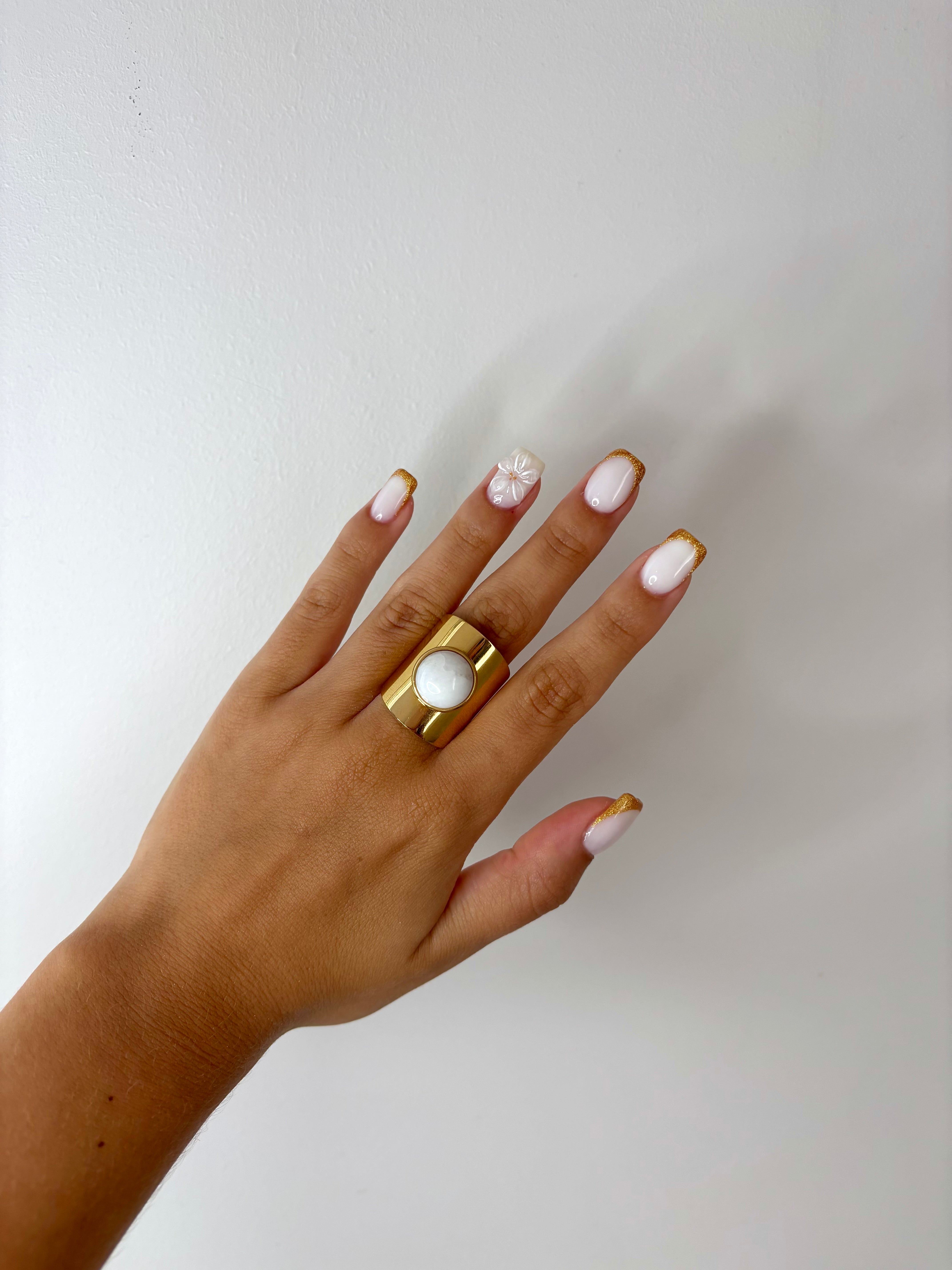 Bague Monévia
