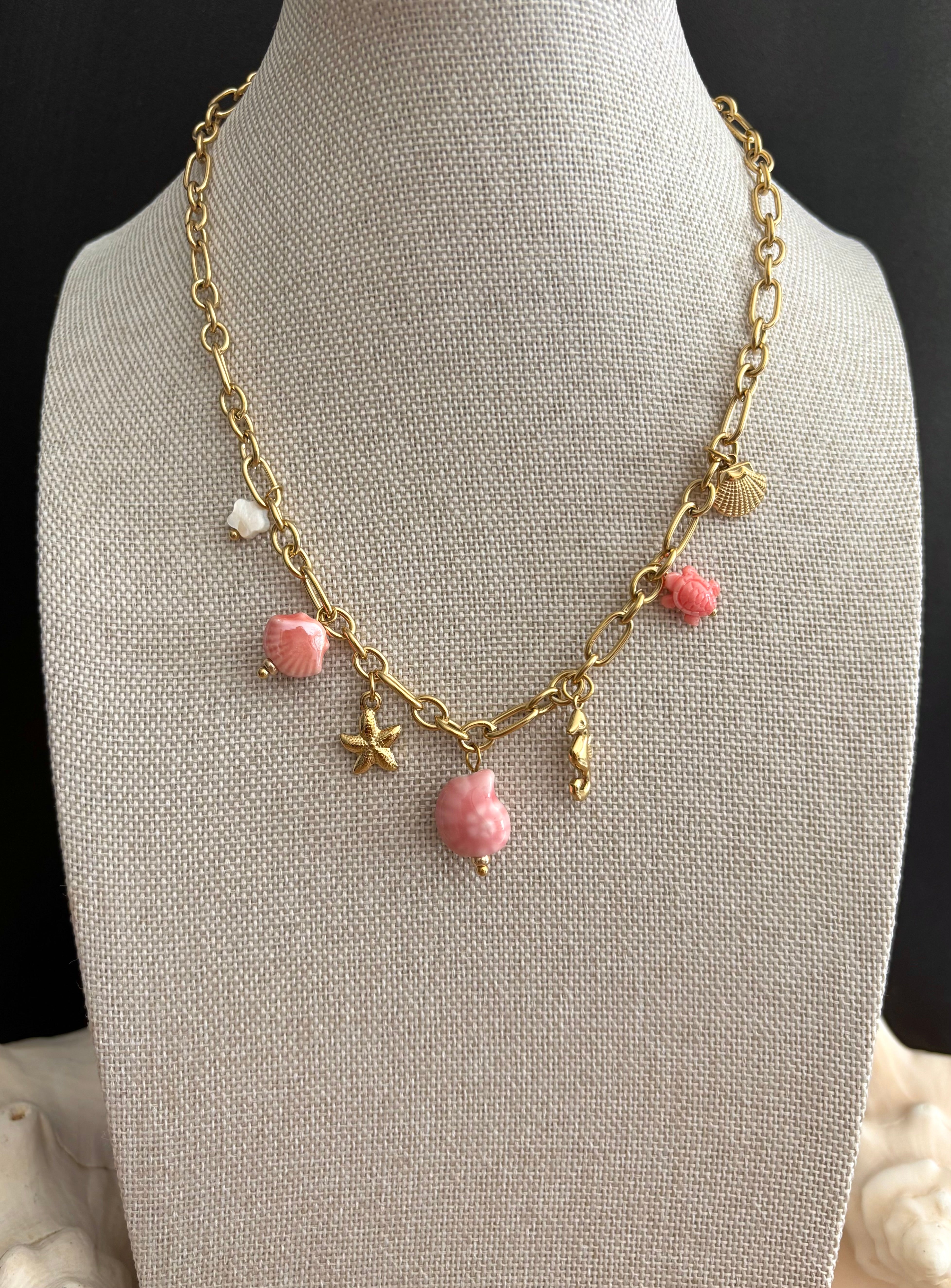 Collier Calarosa
